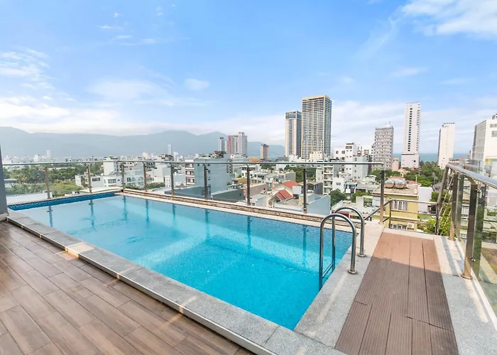 Sea Hotel & Apartment
