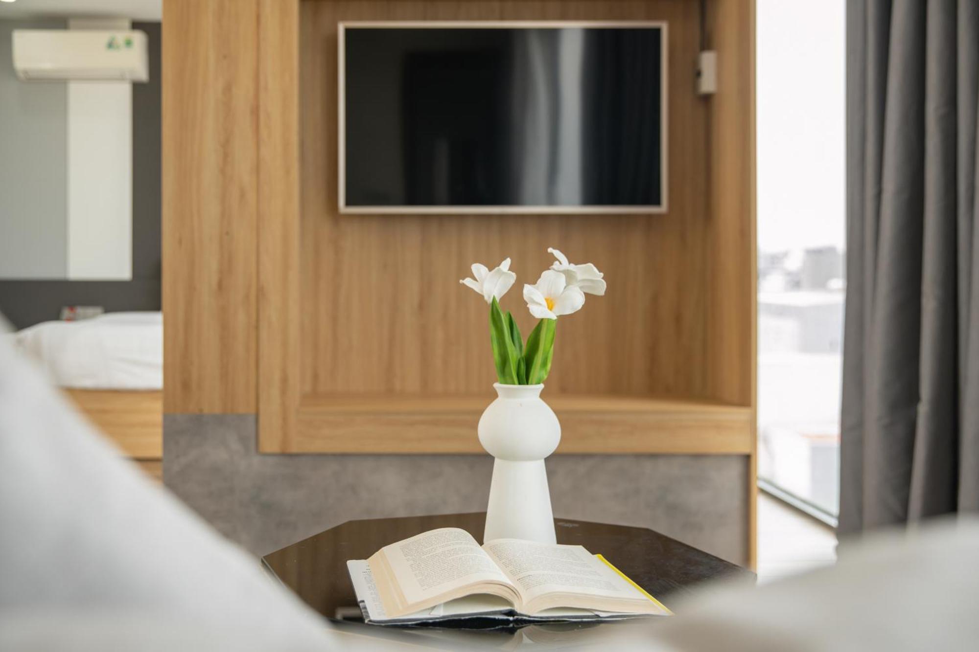 Sea & 4* Đà Nẵng